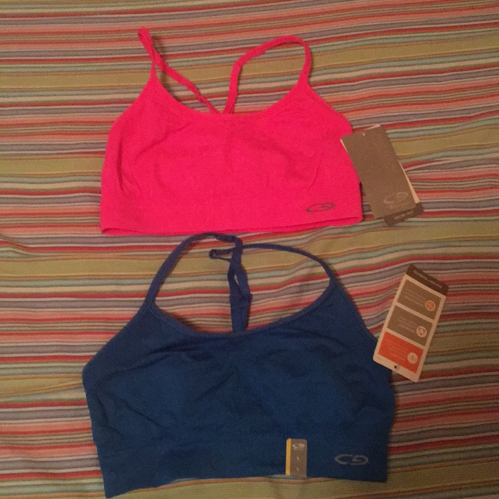 2 Sports Bras